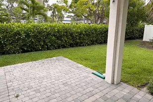 562 Parsons Wy, Deerfield Beach, FL 33442 - Photo 3