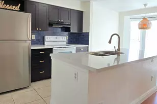 977 Riverside Dr, Coral Springs, FL 33071 - Photo 7