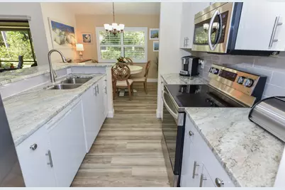 438 SW Jefferson Circle, Port Saint Lucie, FL 34986 - Photo 13