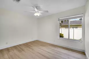 2617 NW 41st St, Boca Raton, FL 33434 - Photo 45