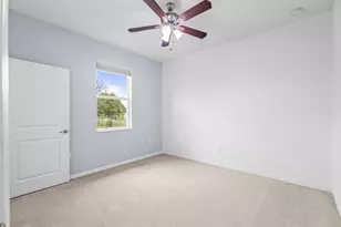 5681 NW Croton Ave, Port Saint Lucie, FL 34986 - Photo 21