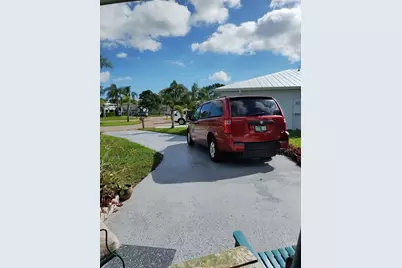 8 Santa Fe Lane, Port Saint Lucie, FL 34952 - Photo 3