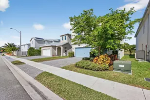 1822 Lake Cove Dr, Lake Worth, FL 33460 - Photo 39