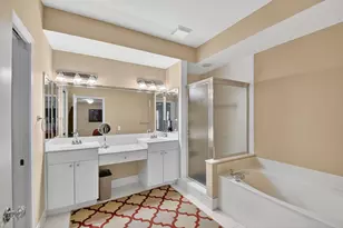 12474 Crystal Pointe Dr, Boynton Beach, FL 33437 - Photo 27