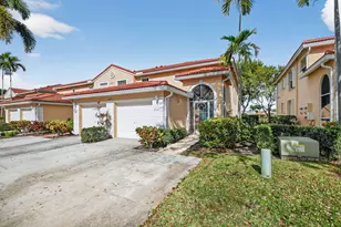 12474 Crystal Pointe Dr, Boynton Beach, FL 33437 - Photo 3