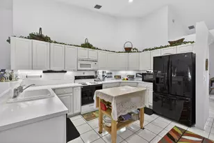 1940 S Club Dr, Wellington, FL 33414 - Photo 13