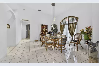 1940 S Club Drive, Wellington, FL 33414 - Photo 9