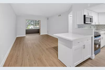 2213 NE 1st Court #204, Boynton Beach, FL 33435 - Photo 5