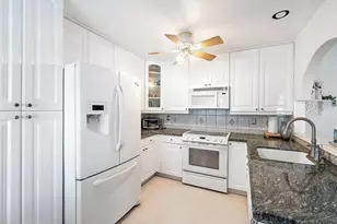 7633 Tahiti Ln, Lake Worth, FL 33467 - Photo 3