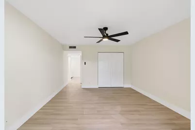 5900 Camino Del Sol #304, Boca Raton, FL 33433 - Photo 61