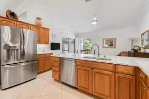 349 Eagleton Golf Dr, Palm Beach Gardens, FL 33418 - Photo 15