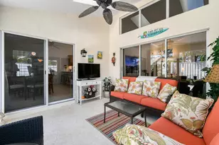 349 Eagleton Golf Dr, Palm Beach Gardens, FL 33418 - Photo 9
