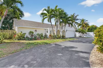 966 NW 37th Avenue, Delray Beach, FL 33445 - Photo 3