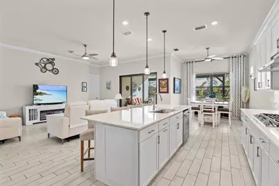 786 SE Courances Drive, Port Saint Lucie, FL 34984 - Photo 11