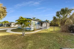 409 Coconut Ave E, Port Saint Lucie, FL 34952 - Photo 5