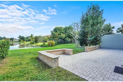 5486 Queenship Court, Greenacres, FL 33463 - Photo 19