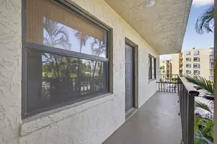 896 N Federal Hwy, Lantana, FL 33462 - Photo 5