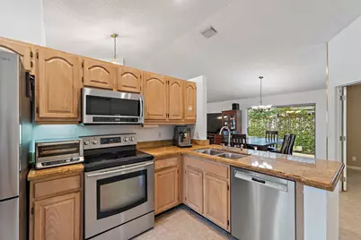 11 Admirals Court, Palm Beach Gardens, FL 33418 - Photo 13