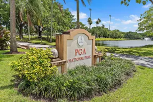 11 Admirals Ct, Palm Beach Gardens, FL 33418 - Photo 37