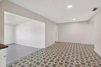 8961 NW 21st Street, Hollywood, FL 33024 - Photo 15