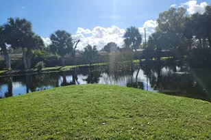 2516 S 19th St, Fort Pierce, FL 34982 - Photo 1