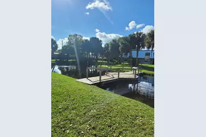 2516 S 19th Street #208, Fort Pierce, FL 34982 - Photo 3