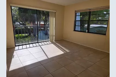 2516 S 19th Street #208, Fort Pierce, FL 34982 - Photo 9