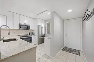 301 S Seas Dr, Jupiter, FL 33477 - Photo 11