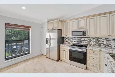 3304 Perimeter Drive, Greenacres, FL 33467 - Photo 3