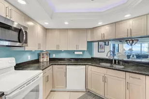 8880 S Ocean Dr, Jensen Beach, FL 34957 - Photo 23