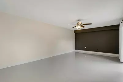 2404 24th Way, West Palm Beach, FL 33407 - Photo 13