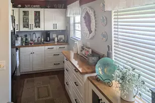 172 Berkshire H, West Palm Beach, FL 33417 - Photo 3