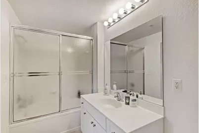 2806 Veronia Drive #301, Palm Beach Gardens, FL 33410 - Photo 13