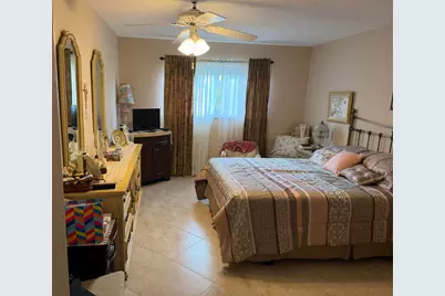 701 Lori Drive #204, Palm Springs, FL 33461 - Photo 7