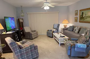 701 Lori Dr, Lake Worth Beach, FL 33461 - Photo 3