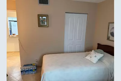 701 Lori Drive #204, Palm Springs, FL 33461 - Photo 13