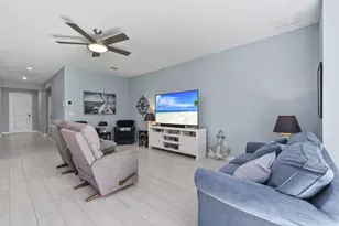 2780 NE Breezeway Cir, Jensen Beach, FL 34957 - Photo 13