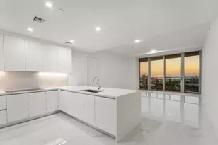 220 Lake Shore Dr, Lake Park, FL 33403 - Photo 9