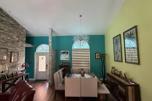 9050 Cypress Hollow Dr, Palm Beach Gardens, FL 33418 - Photo 7