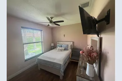 9050 Cypress Hollow Drive, Palm Beach Gardens, FL 33418 - Photo 45