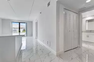 250 W Hidden Valley Blvd, Boca Raton, FL 33487 - Photo 15