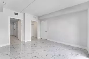 250 W Hidden Valley Blvd, Boca Raton, FL 33487 - Photo 21