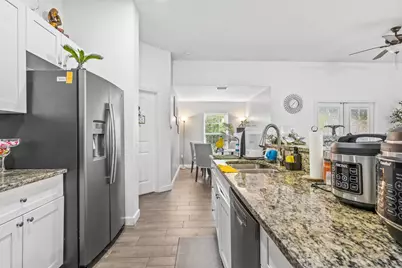 1035 34th Avenue SW, Vero Beach, FL 32968 - Photo 15