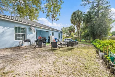 1035 34th Avenue SW, Vero Beach, FL 32968 - Photo 39