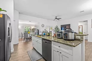 1035 34th Ave SW, Vero Beach, FL 32968 - Photo 17