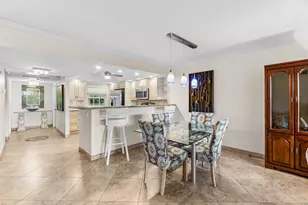 3505 Oaks Way, Pompano Beach, FL 33069 - Photo 9