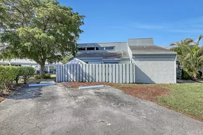 241 NW 15th Street, Boca Raton, FL 33432 - Photo 3