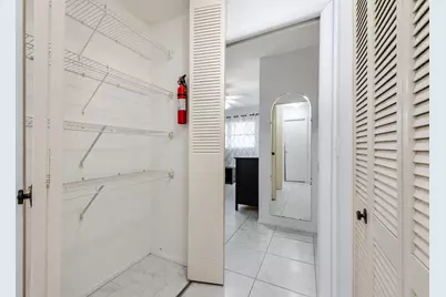 2995 Crosley Drive W #E, West Palm Beach, FL 33415 - Photo 23