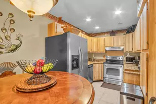 1012 Green Pine Blvd, West Palm Beach, FL 33409 - Photo 5