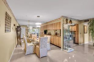 1012 Green Pine Blvd, West Palm Beach, FL 33409 - Photo 3